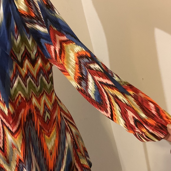 Multi-colored One Shouldered Blouse; Large - Picture 3 of 4